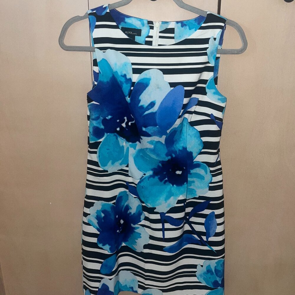 ALYX petite size 6P blue floral striped dress